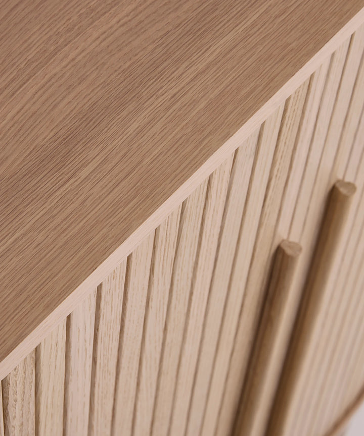 Meta skab 118cm, Lys egetræ