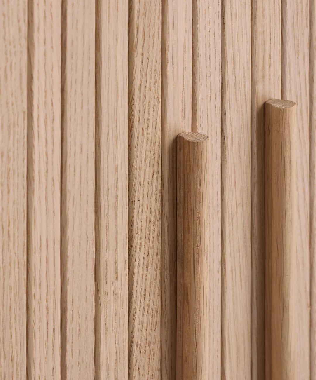 Meta skab 118cm, Lys egetræ