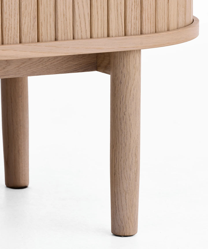 Meta skab 118cm, Lys egetræ