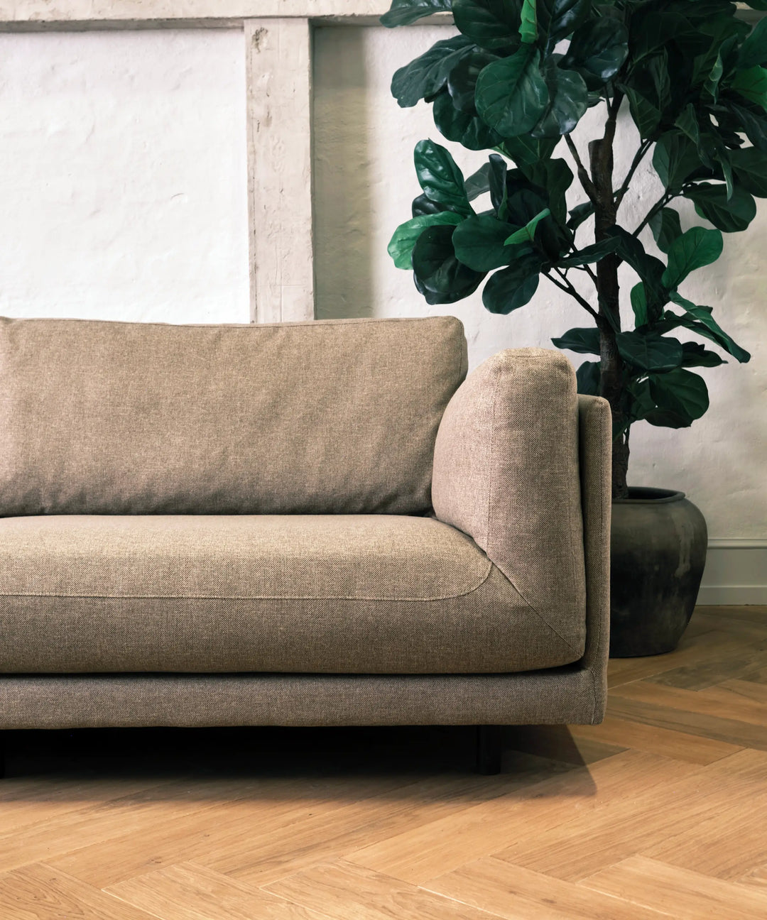 Casie - Chaiselong sofa 240cm