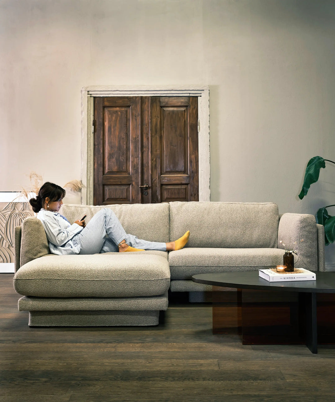 Casie - Chaiselong sofa 240cm