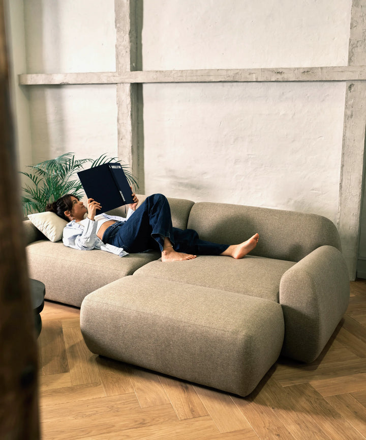 Forme chaiselong sofa - 250cm