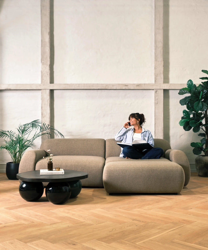 Forme chaiselong sofa - 250cm