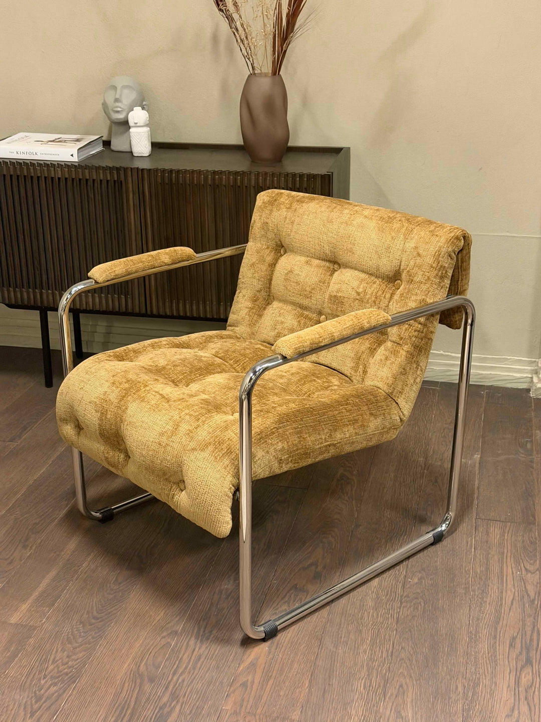 Parallel lounge stol - Golden Mustard Como