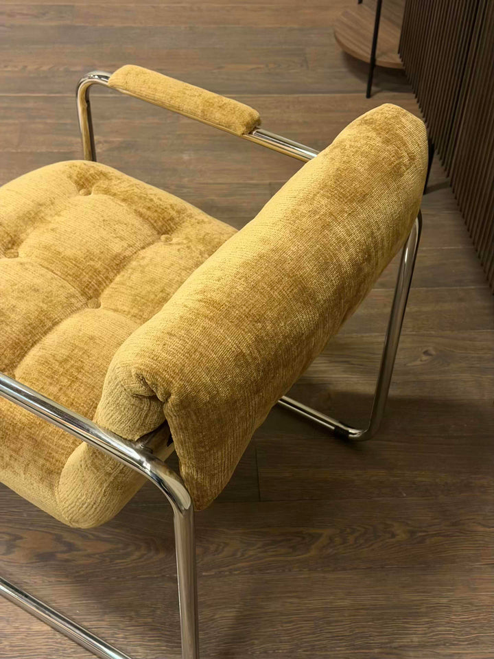 Parallel lounge stol - Golden Mustard Como