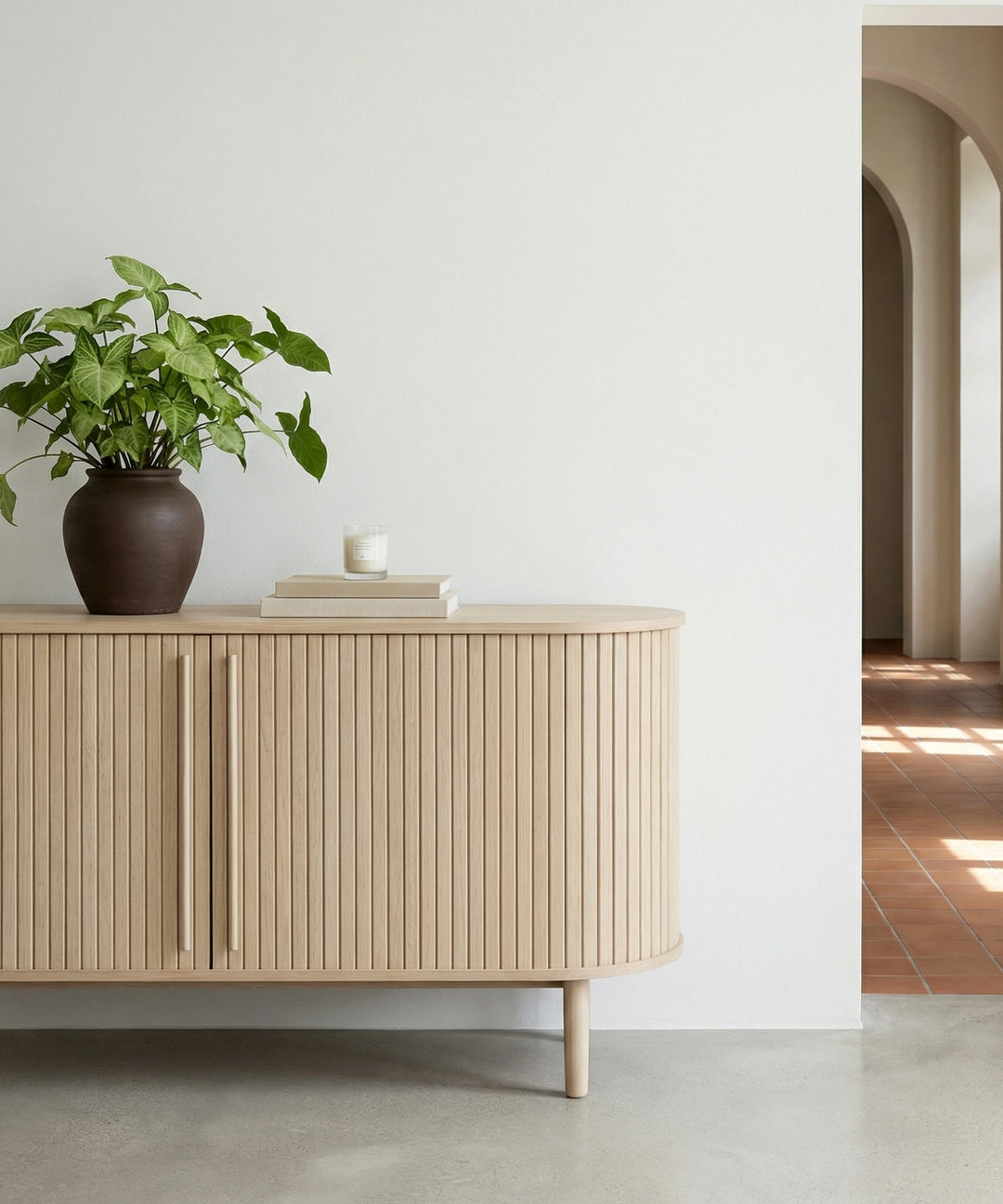 Meta skænk 140cm, lys egetræ