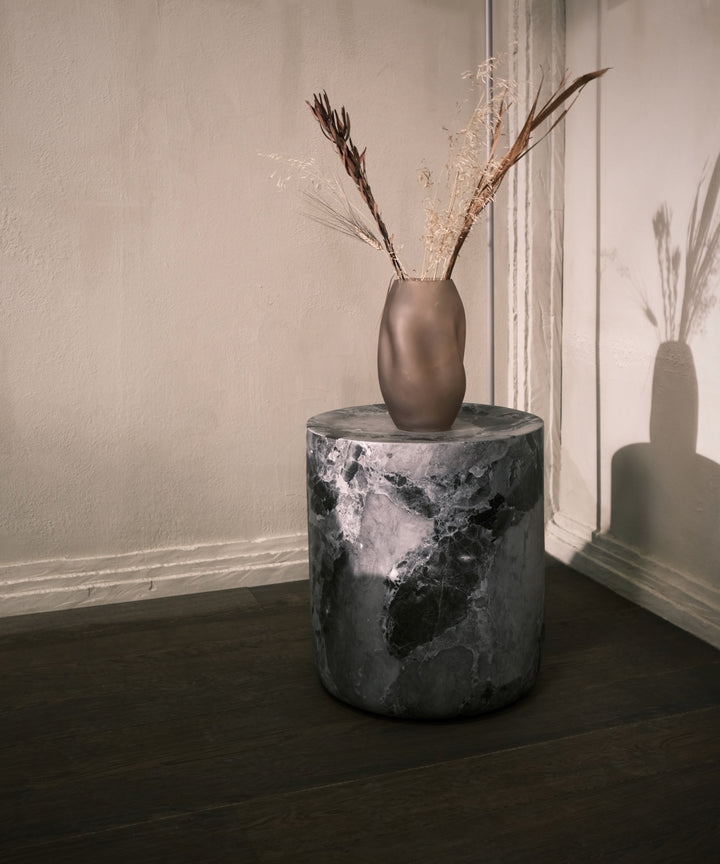Lazio sidebord, mørk grå marmo - Ø40cm
