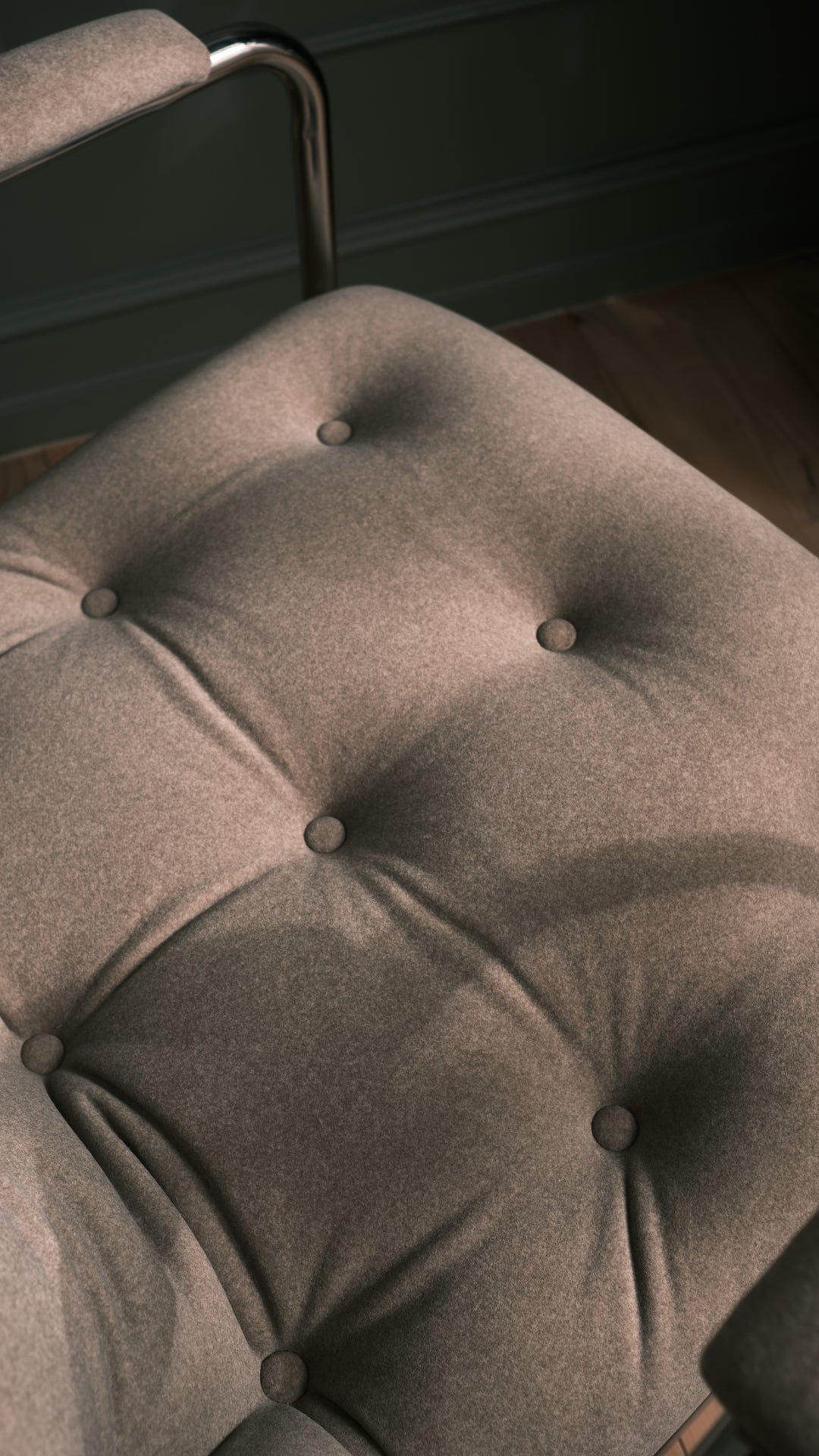 Parallel lounge stol - Beige Mohair