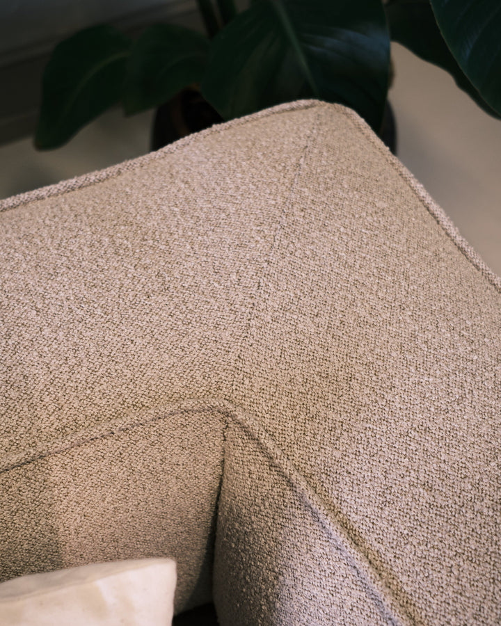 #farve_loop-03-greige-lys-sokkel